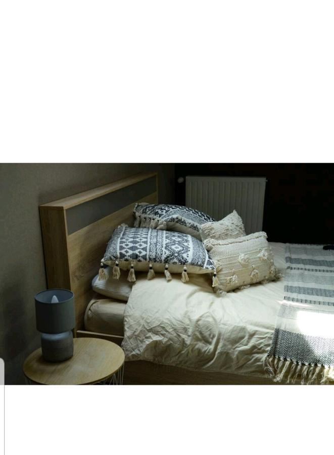 Agreable Chambre Privee Avec Entree Independante Langeais Exterior foto